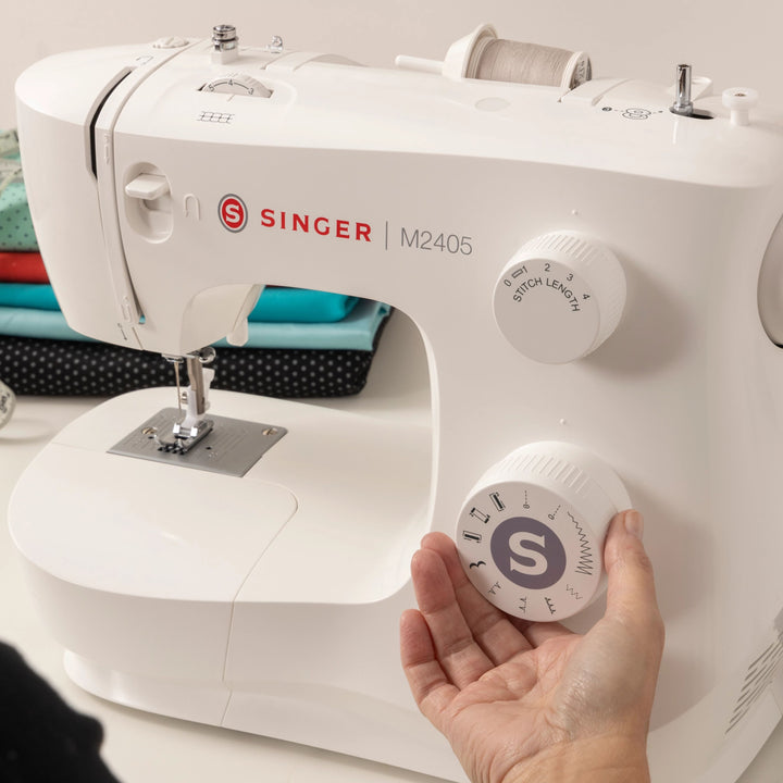 Máquina De Coser M2405 SINGER®