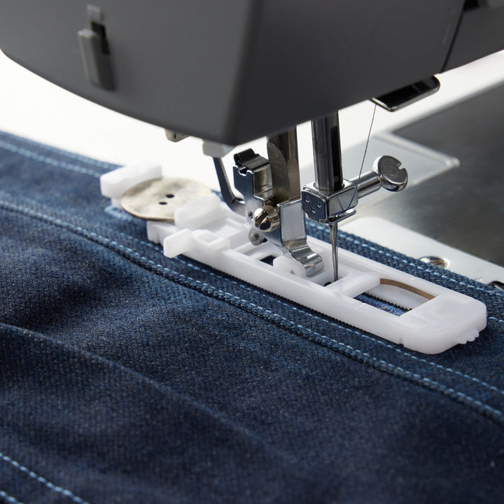 Máquina De Coser Facilita Pro 4411 SINGER®