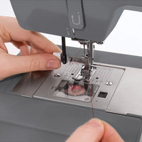 Máquina De Coser Facilita Pro 4423 SINGER®