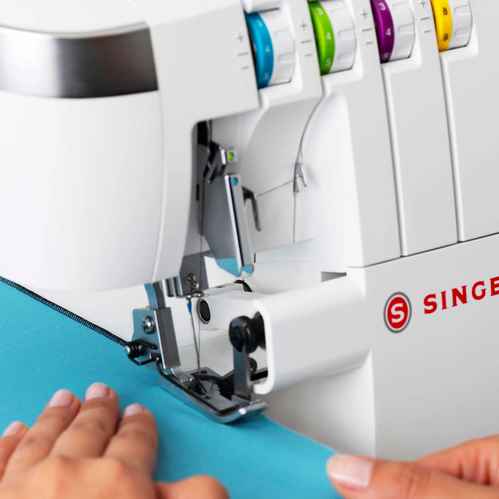 Overlock SE017 Elite SINGER®