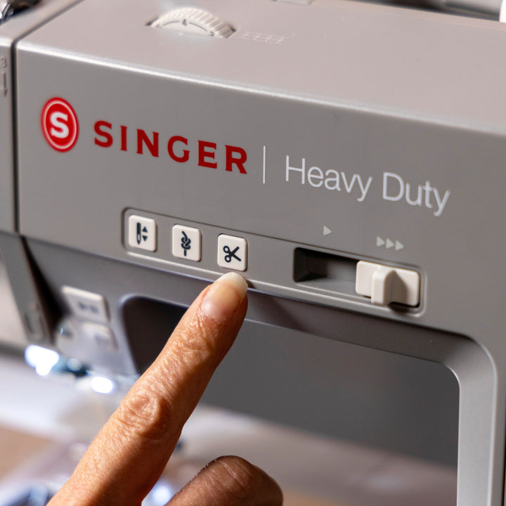 SINGER® Sewing Machine HD6805C