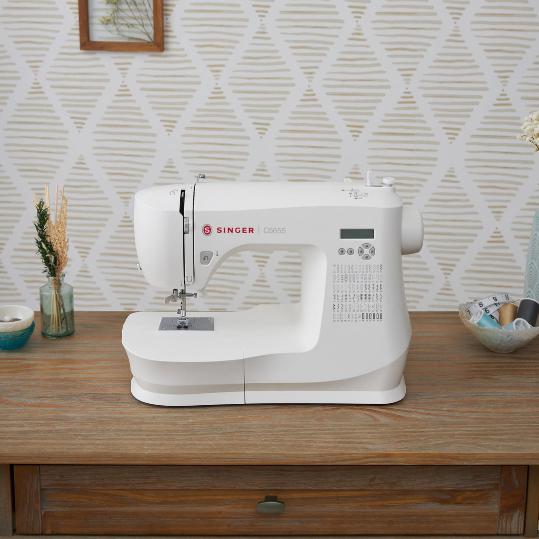 SINGER® Computerized Sewing Machine C5655