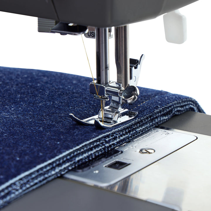 Sewing Machine Facilita Pro 4452 SINGER® Sewing Machine
