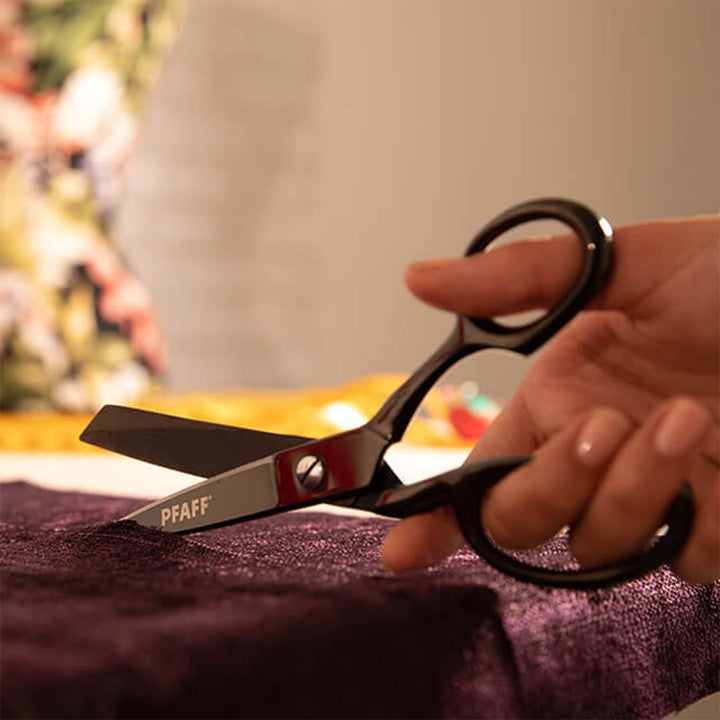 PFAFF.3cmBentTrimmerScissor-2.jpg
